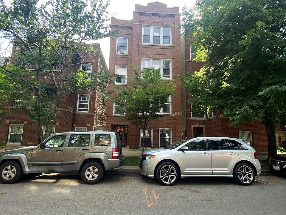 1st image of 1012 N Oakley Blvd