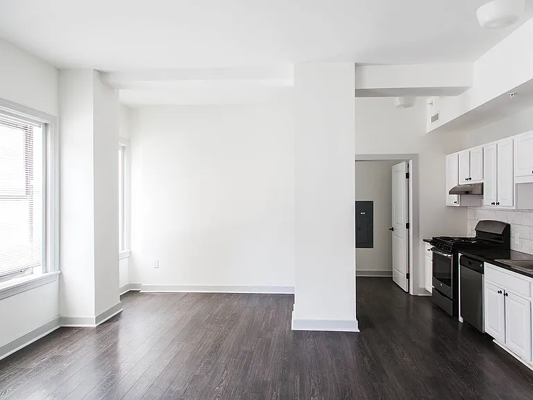 Dining/Living room