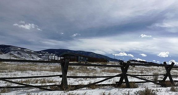 2nd image of 318 County Road 1001