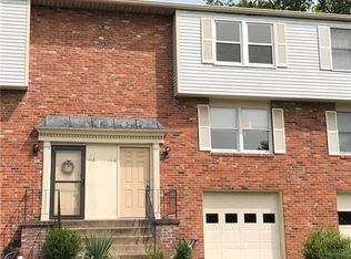 110 Brooke Dr, Venetia, PA 15367