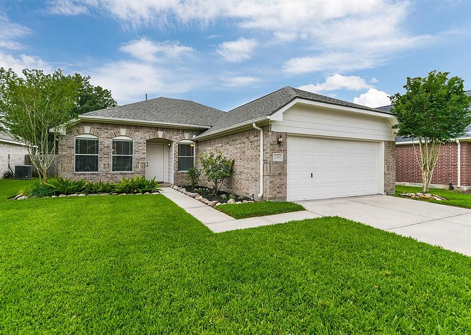 1st image of 21515 Broadstone Dr