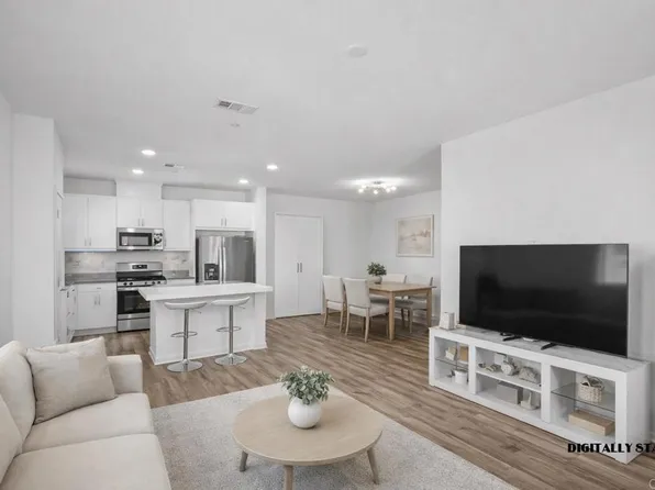 5495 Seacliff Pl Unit 116, San Diego, CA 92154