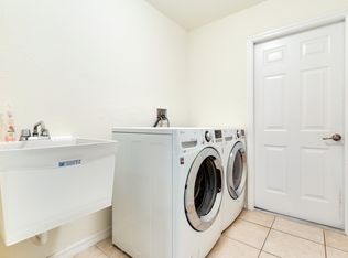 2220 NW 8th Ter, Cape Coral, FL 33993