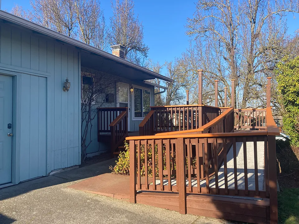 4056 N Juneau St #5