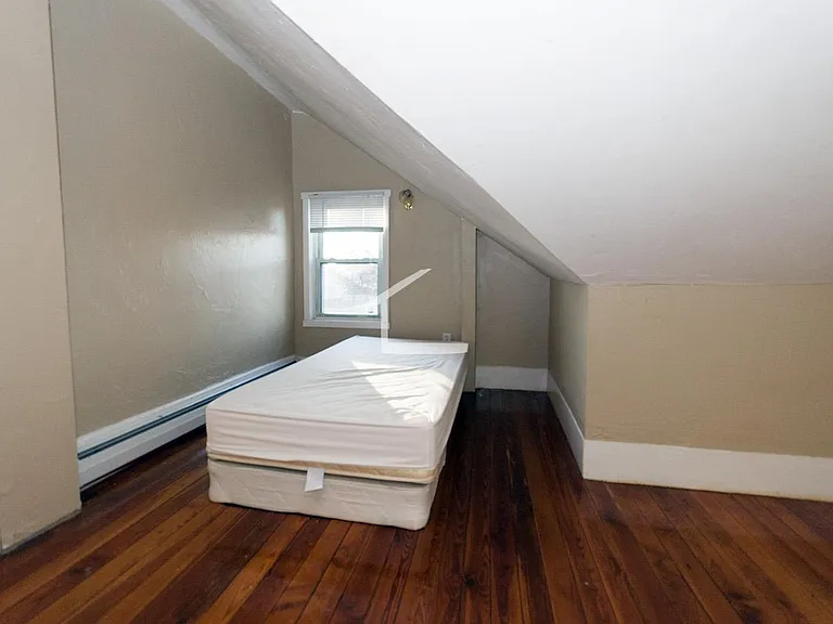 10 Hakell St #1 — Photo 8