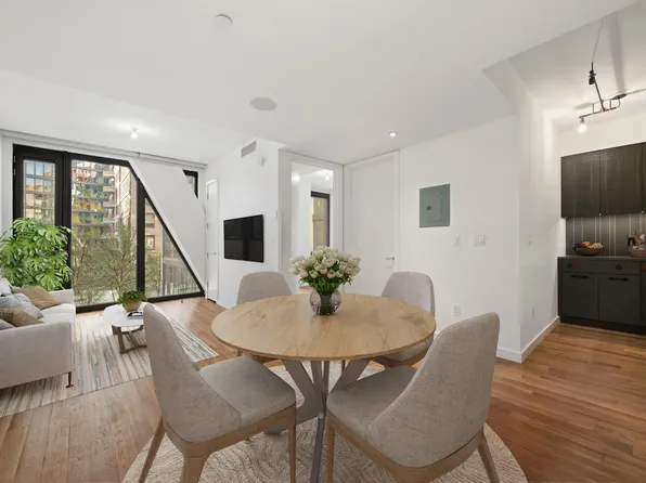 54 Noll Street image 1 of 25