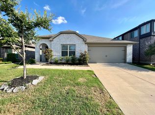 1304 Rosebush Rd, Aubrey, TX 76227