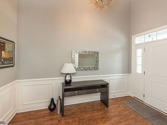 2nd image of 12 Beecher Ln