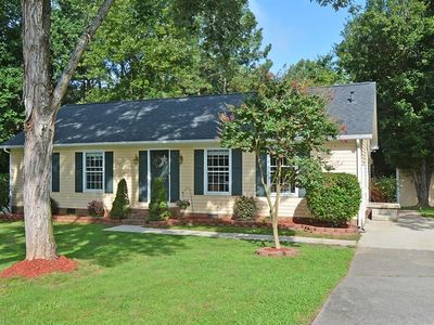 6516 Keystone Dr, Raleigh, NC, 27612