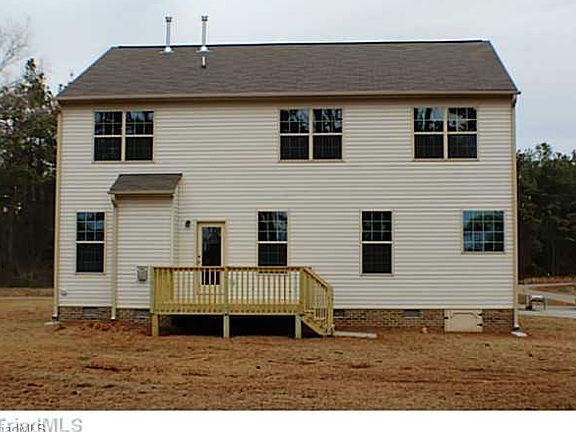 5th image of 1105 Belmoore Dr
