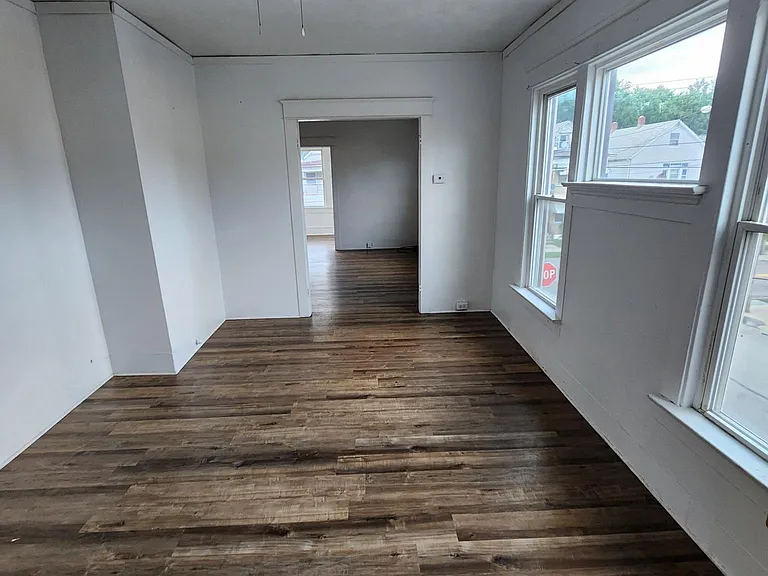 839 E 26th St #2 — Photo 14