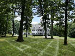 1833 Aquetong Rd, New Hope, PA 18938