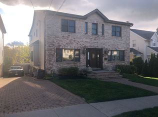123 Wickes Ave, Yonkers, NY 10701