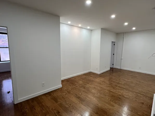 313 East 92nd Street image 1 of 10