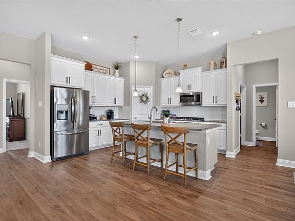5th image of 6616 Thames Dr