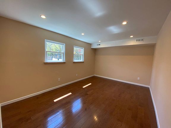 3rd image of 104 Russek Dr #1f-floor 1