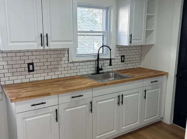 783 E 131st St, Cleveland, OH 44108