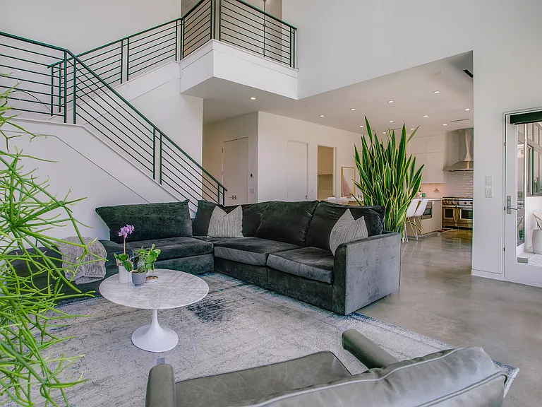2215 Madera St — Photo 15
