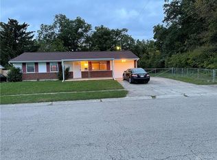 6401 Stonehurst Dr, Dayton, OH 45424