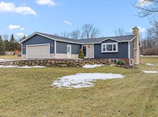 7744 Tomahawk Dr, West Bend, WI 53090
