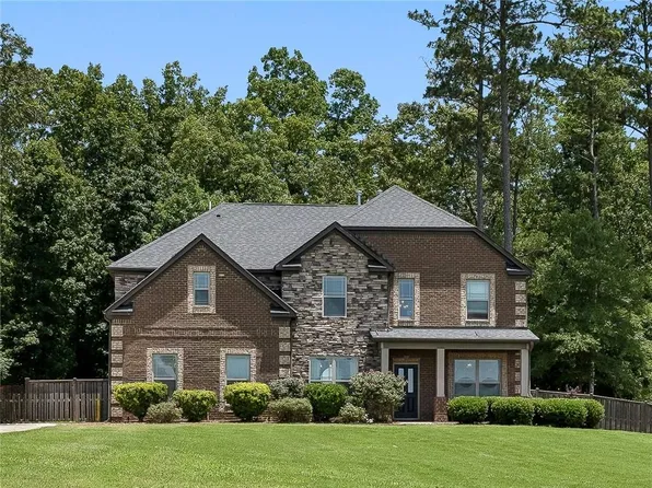 130 Virgil Dr, Fayetteville, GA 30214