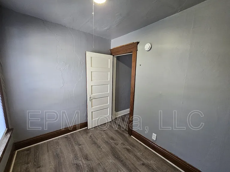 1311 W 2nd St — Photo 15