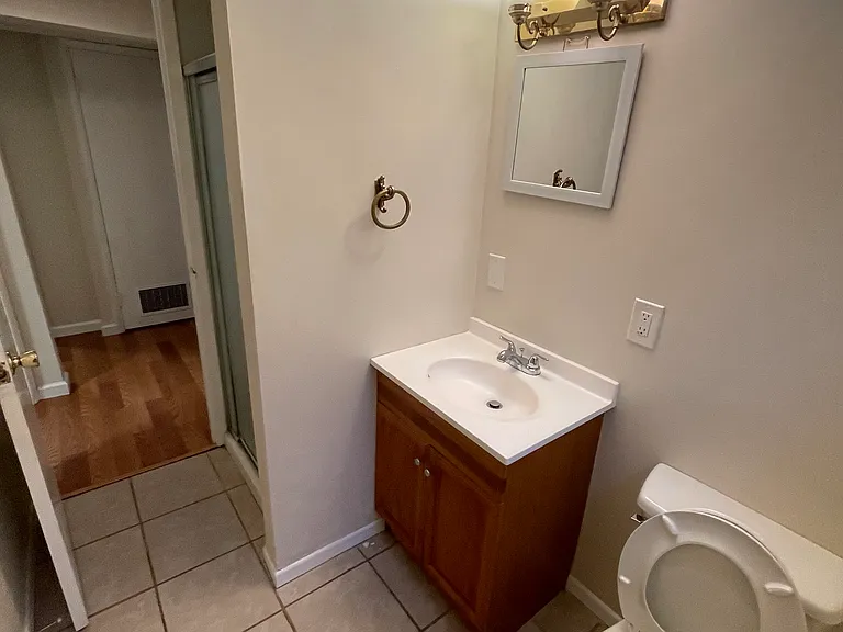 14212 SE 37th St — Photo 17