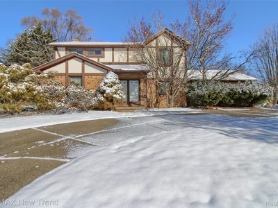 44420 Wright Way, Novi, MI, 48375