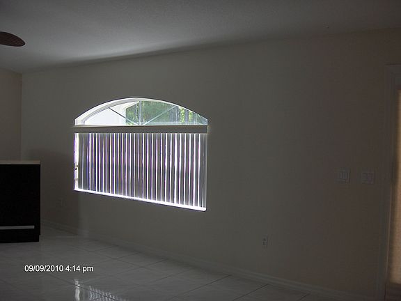 2nd image of 19 Pickwood Pl
