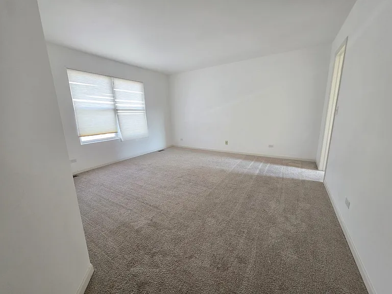 3996AURORA Blackstone Dr — Photo 19