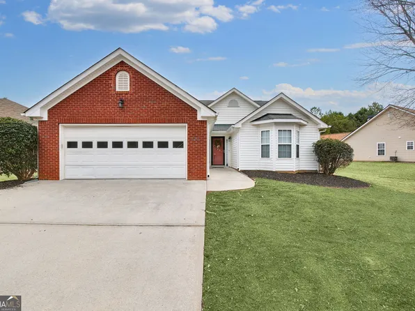 131 Paxton Pl, Newnan, GA 30263