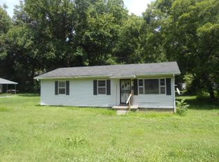 106 S York St, Newbern, TN 38059