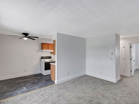 5th image of 1127-1149 Frederick Dr