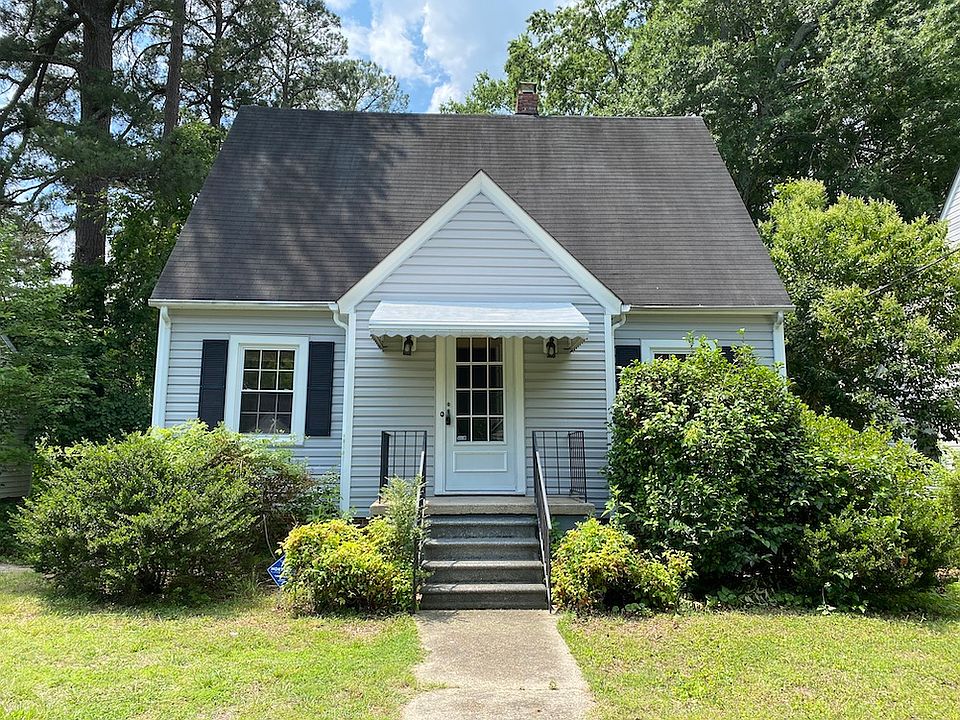 1st image of 407 W Carver St
