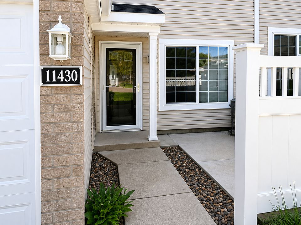 1st image of 11430 Elmwood Ave N #154