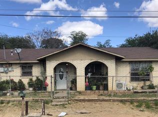 1718 Wooster St, Laredo, TX 78043