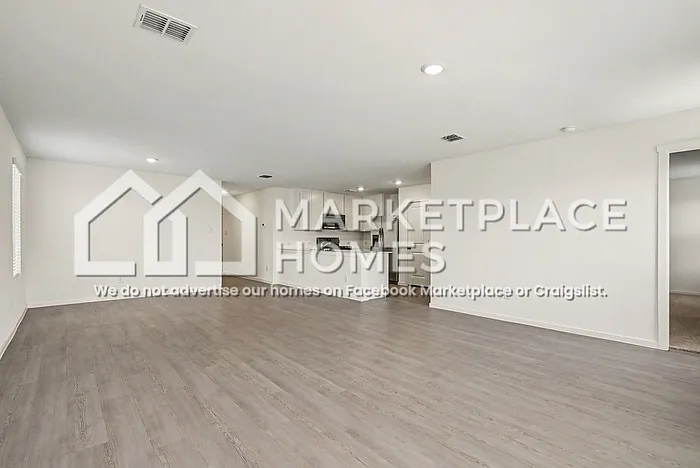 10749 Revolver Dr — Photo 8