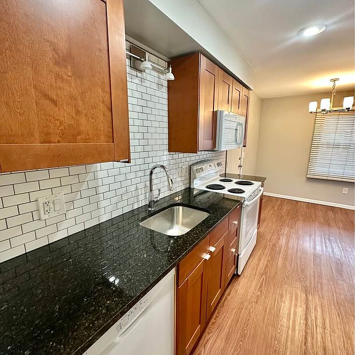 1st image of 31655 Couchez St #655