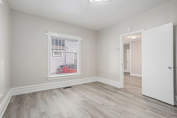 429 Davis St #1 — Photo 16