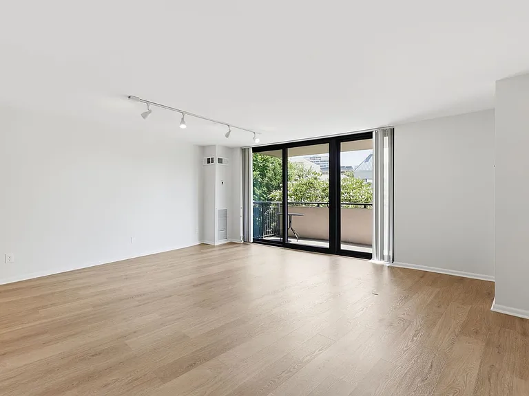 4620 N Park Ave #503E — Photo 6