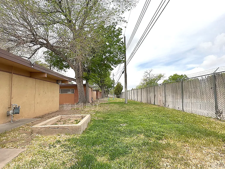 4072A Mercury Cir SE — Photo 17