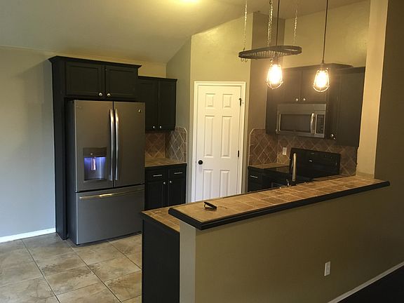 5th image of 600 Meadow Land Dr