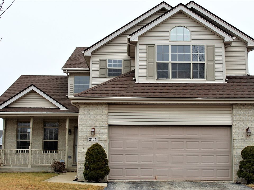 1st image of 2104 Primrose Dr