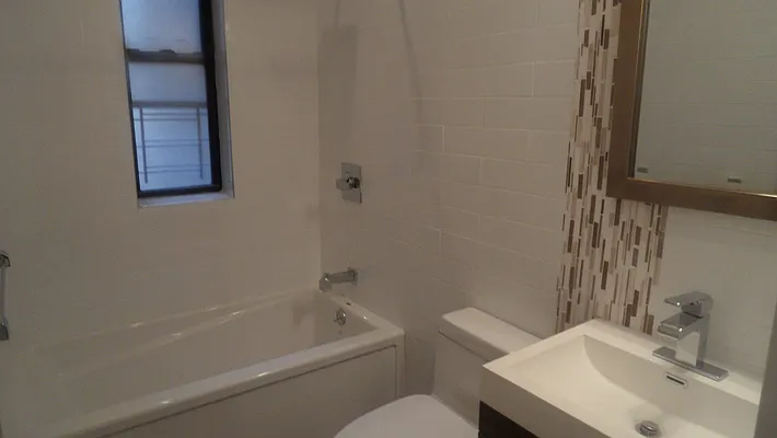 Rented by Bohemia Realty Group | media 18