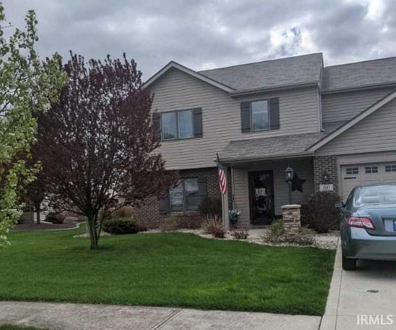 1st image of 210 Ballenshire Ln