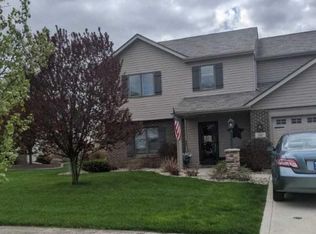 210 Ballenshire Ln, Kendallville, IN