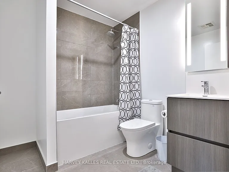 215 Lakeshore Rd W #206 — Photo 20