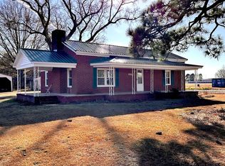 2278 Old Creek Rd, Greenville, NC 27834