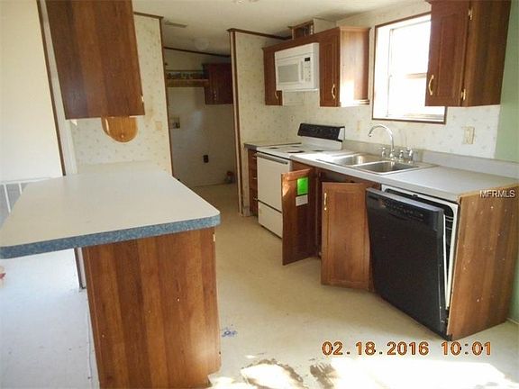 2nd image of 2349 NW Eucalyptus Ave