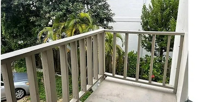Building Photo - 3222 Marine Dr